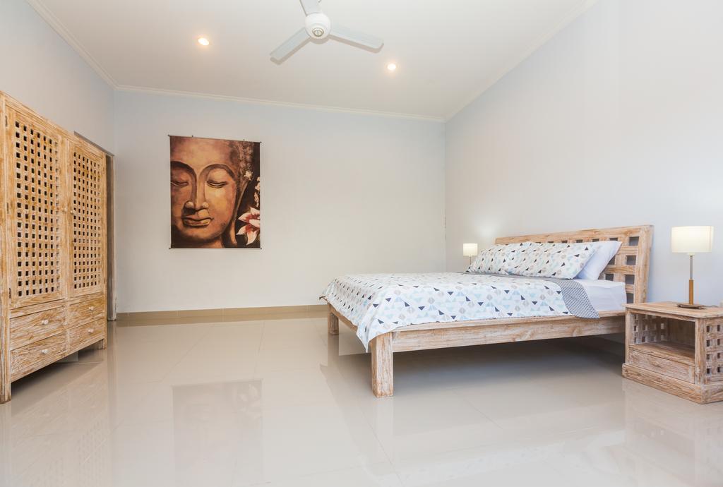 Castro Villa Seminyak  Exterior photo